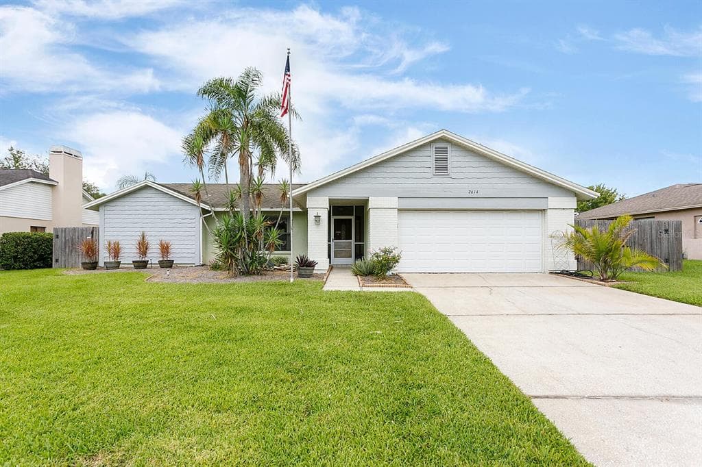 2614 BRIDLE DRIVE PLANT CITY, FL 33566