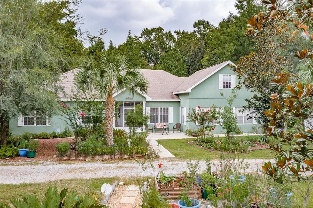 12808 SWEET MAGNOLIAS LN