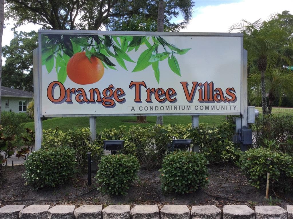 1150 ORANGE TREE CIRCLE E UNIT D PALM HARBOR, FL 34684