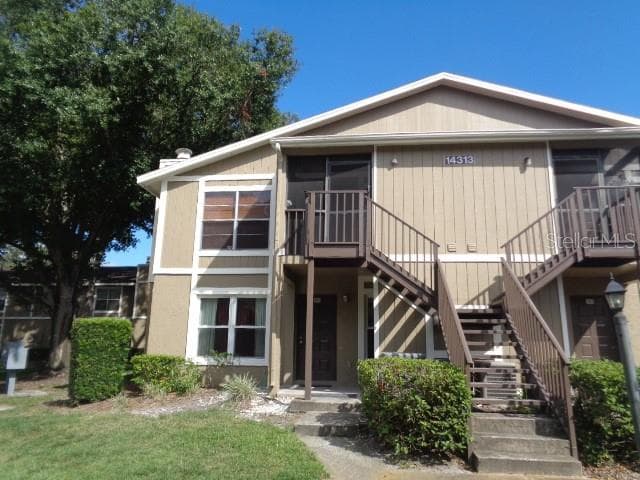 14313 HANGING MOSS CIRCLE UNIT 102 TAMPA, FL 33613
