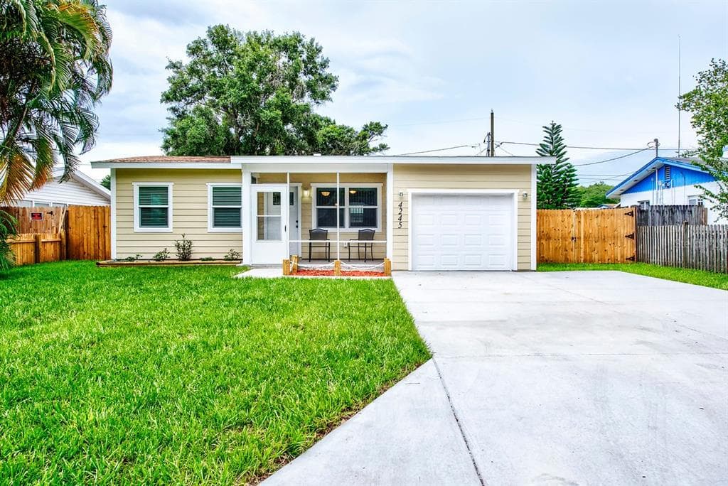 4245 78TH LANE N ST PETERSBURG, FL 33709