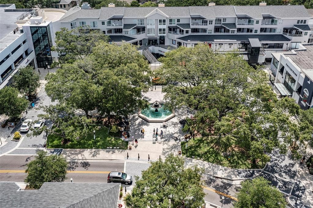 770 S VILLAGE CIRCLE UNIT F304 TAMPA, FL 33606