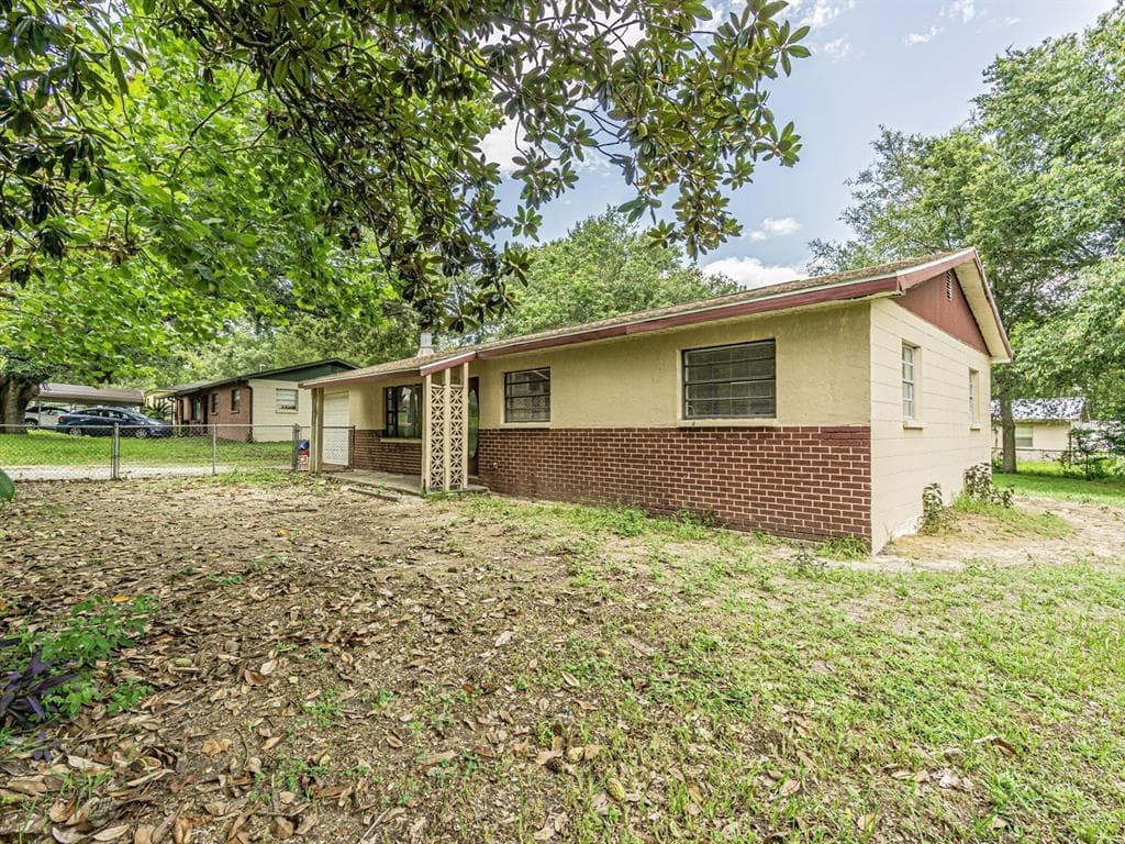 27157 SIMONA AVENUE BROOKSVILLE, FL 34602