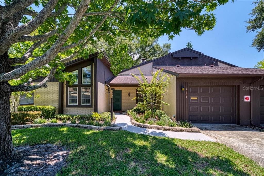 2101 SUNSET POINT ROAD UNIT 1501 CLEARWATER, FL 33765