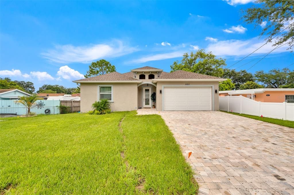2123 W PARIS STREET TAMPA, FL 33604