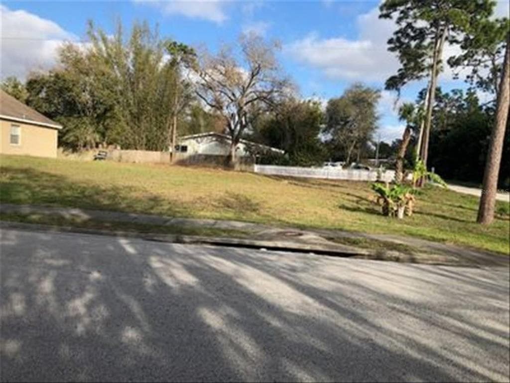 TERRACE ROAD TARPON SPRINGS, FL 34689