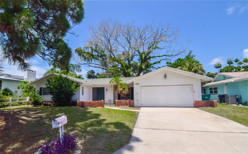 14085 81ST AVENUE SEMINOLE, FL 33776