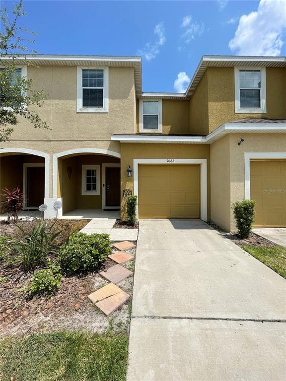 7082 WOODCHASE GLEN DRIVE