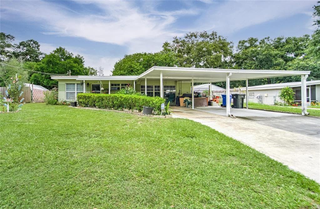 4030 WARING DRIVE TAMPA, FL 33610