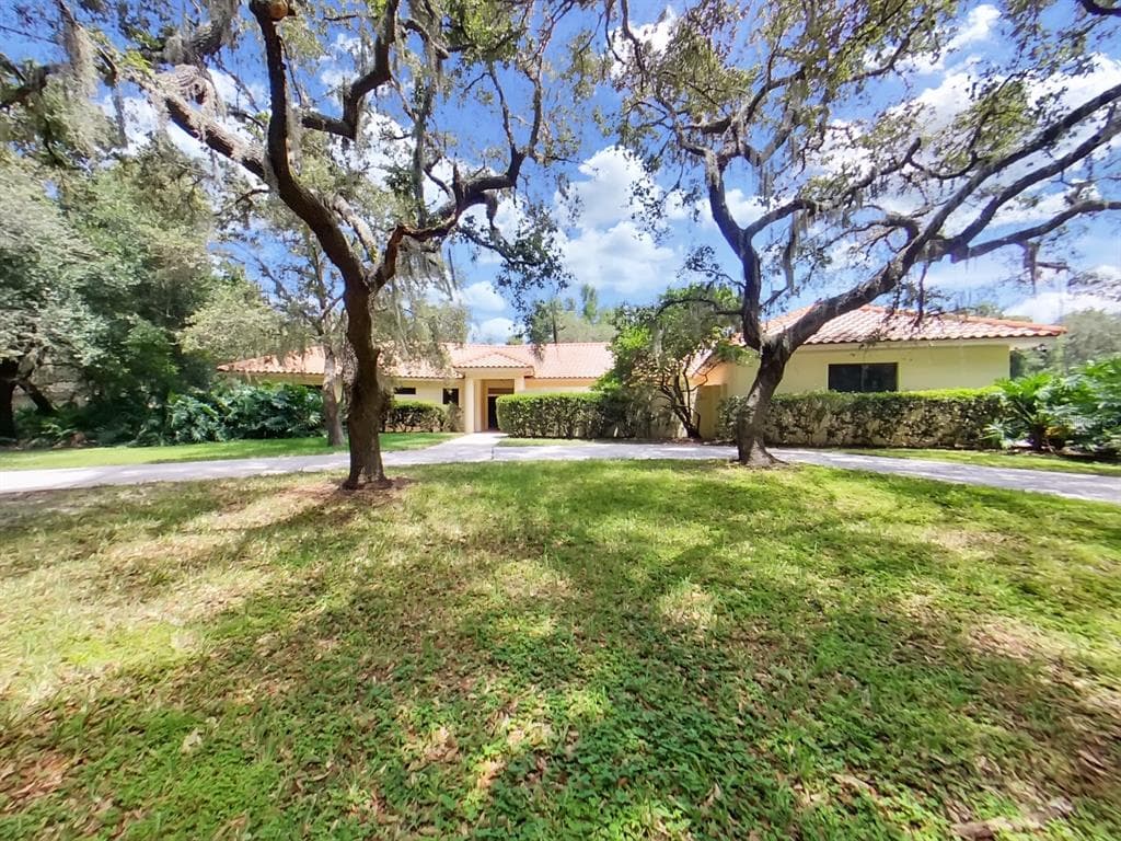 702 CENTERBROOK DRIVE