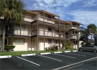 6324 NEWTOWN CIRCLE UNIT 24A5 TAMPA, FL 33615