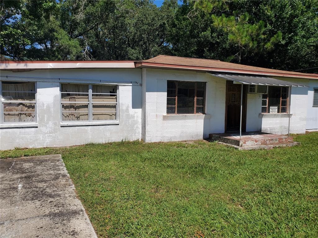 905 CENTER STREET PLANT CITY, FL 33563