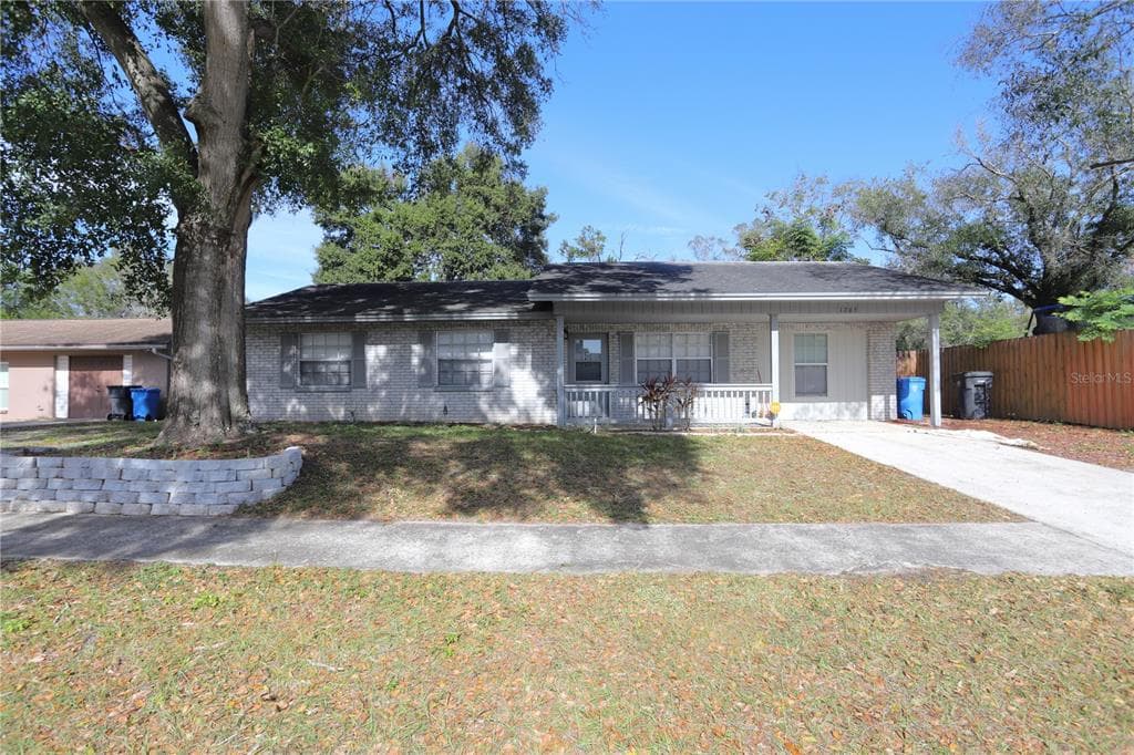 1205 SAGAMORE DRIVE SEFFNER, FL 33584