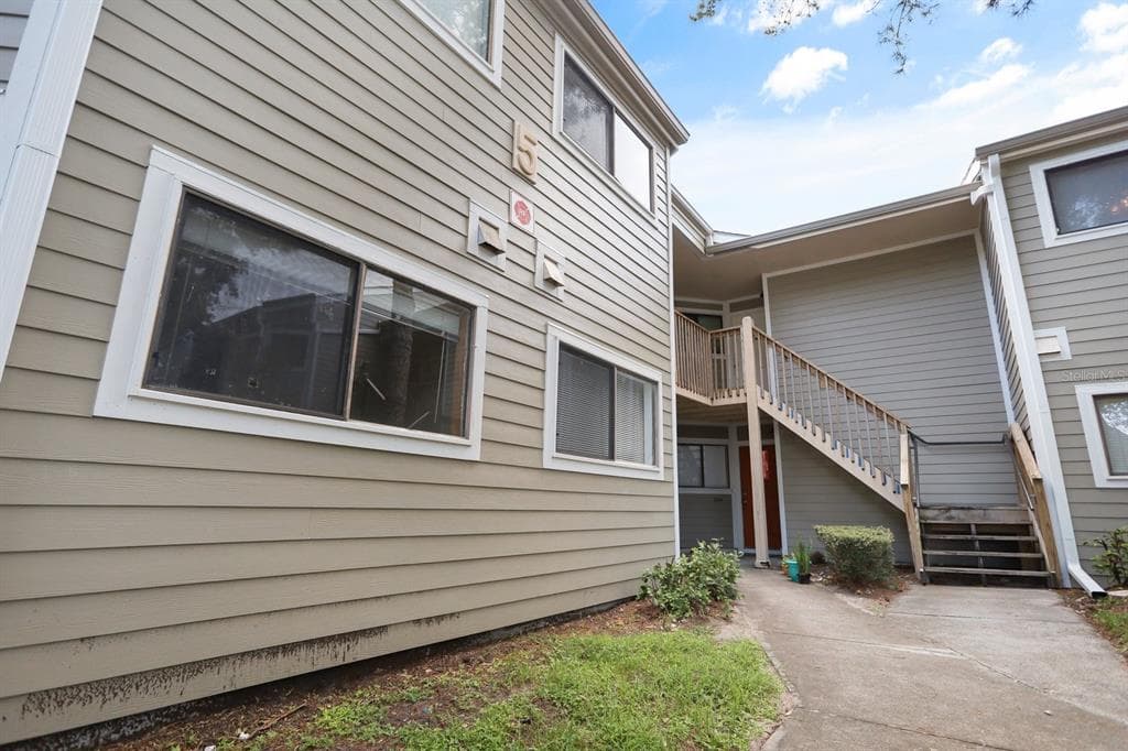 7298 ULMERTON ROAD UNIT 509 LARGO, FL 33771