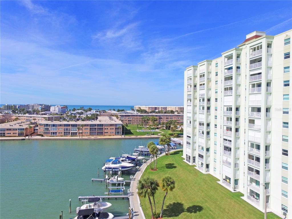 400 64TH AVENUE UNIT 403 ST PETE BEACH, FL 33706