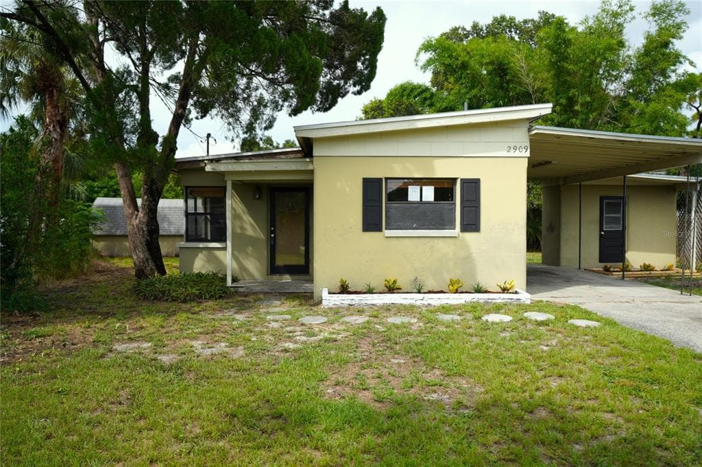 2909 W ELROD AVENUE TAMPA, FL 33611