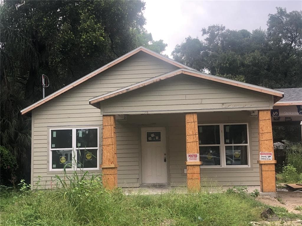 910 E NORFOLK STREET TAMPA, FL 33604