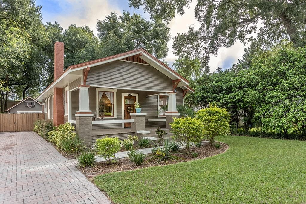 1312 E GIDDENS AVENUE TAMPA, FL 33603