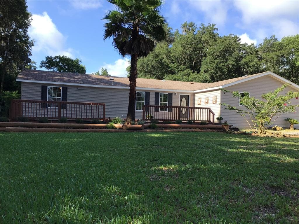 2495 CR 722 WEBSTER, FL 33597