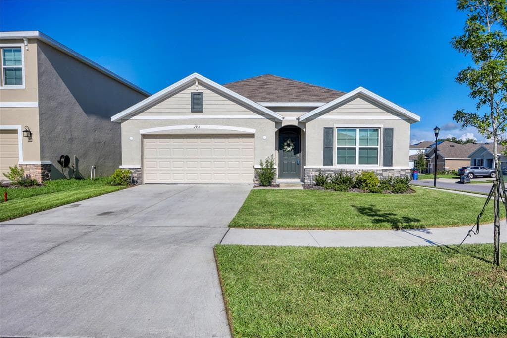 2456 KNIGHT ISLAND DR BRANDON, FL 33511