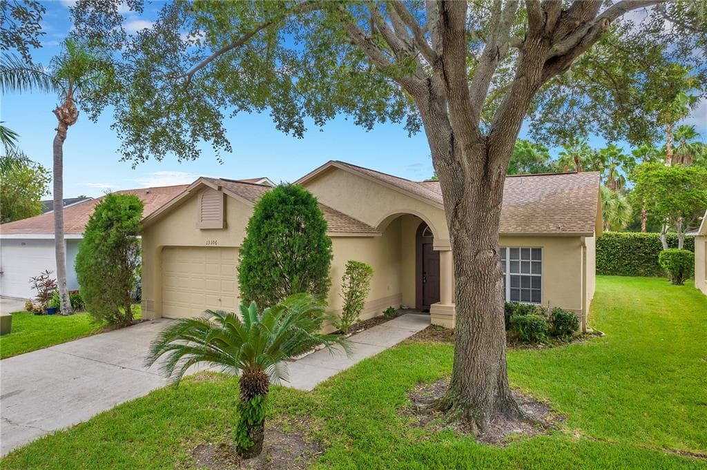 13106 AMBROSE PLACE RIVERVIEW, FL 33579