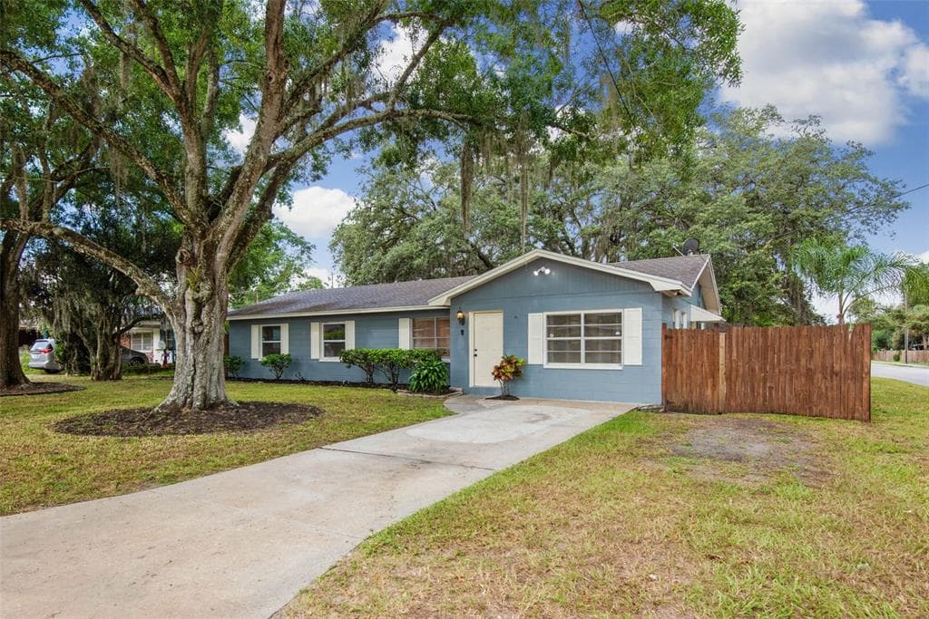 9242 N 52ND STREET TAMPA, FL 33617