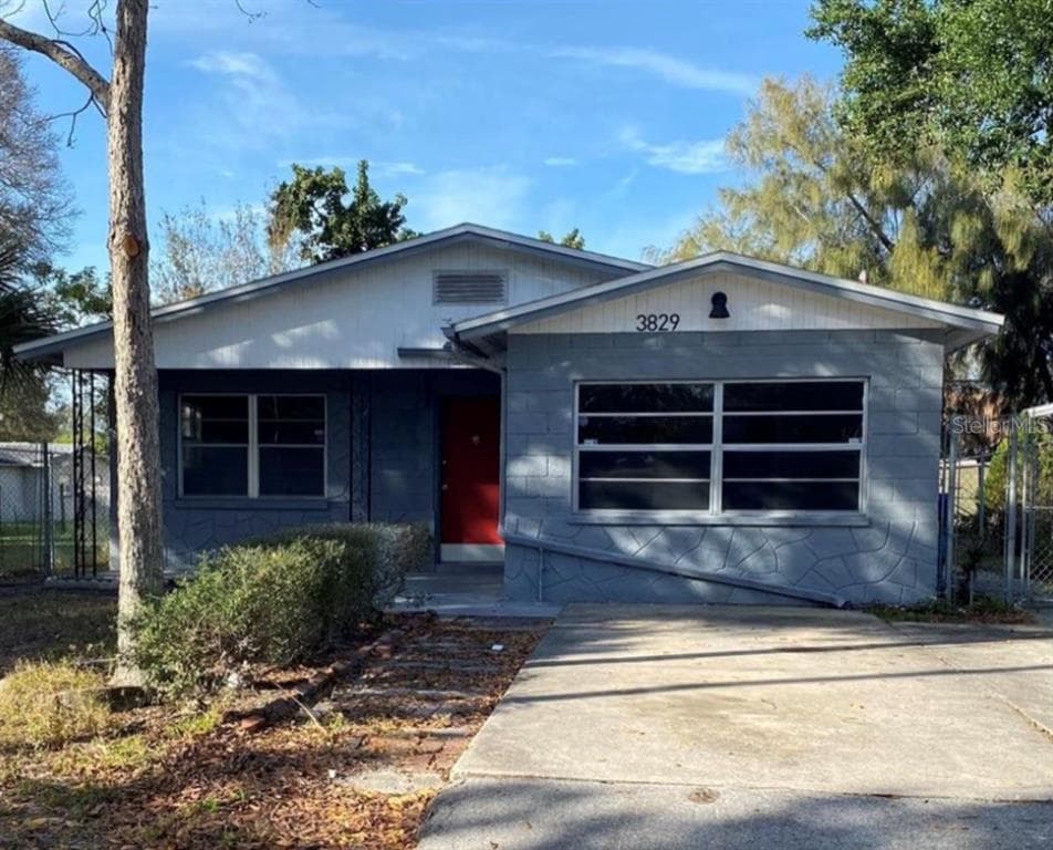 3829 10TH AVENUE S ST PETERSBURG, FL 33711