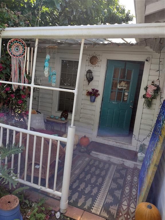 1104 ROSERY ROAD NW LARGO, FL 33770