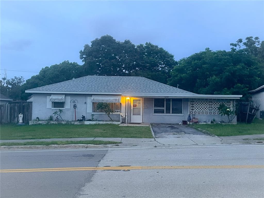 6249 MAIN STREET NEW PORT RICHEY, FL 34653