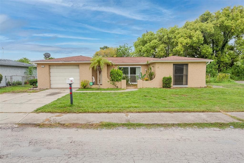 10021 CHERRY CREEK LANE PORT RICHEY, FL 34668