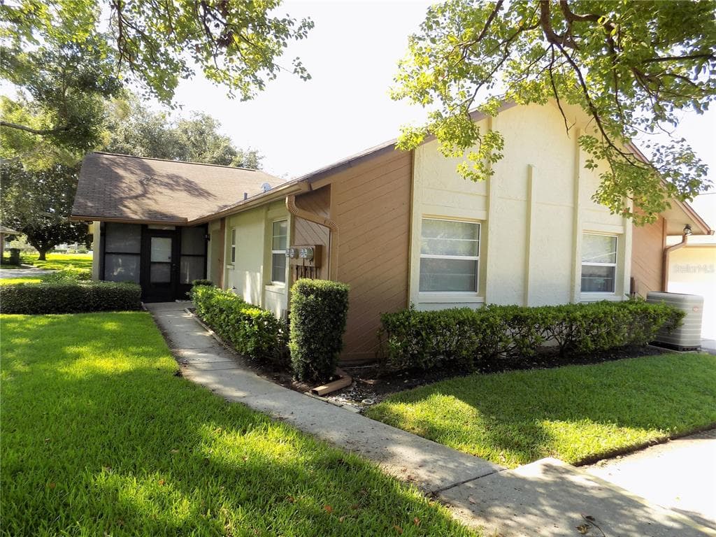 1278 STONEHAVEN LANE UNIT 1321 DUNEDIN, FL 34698