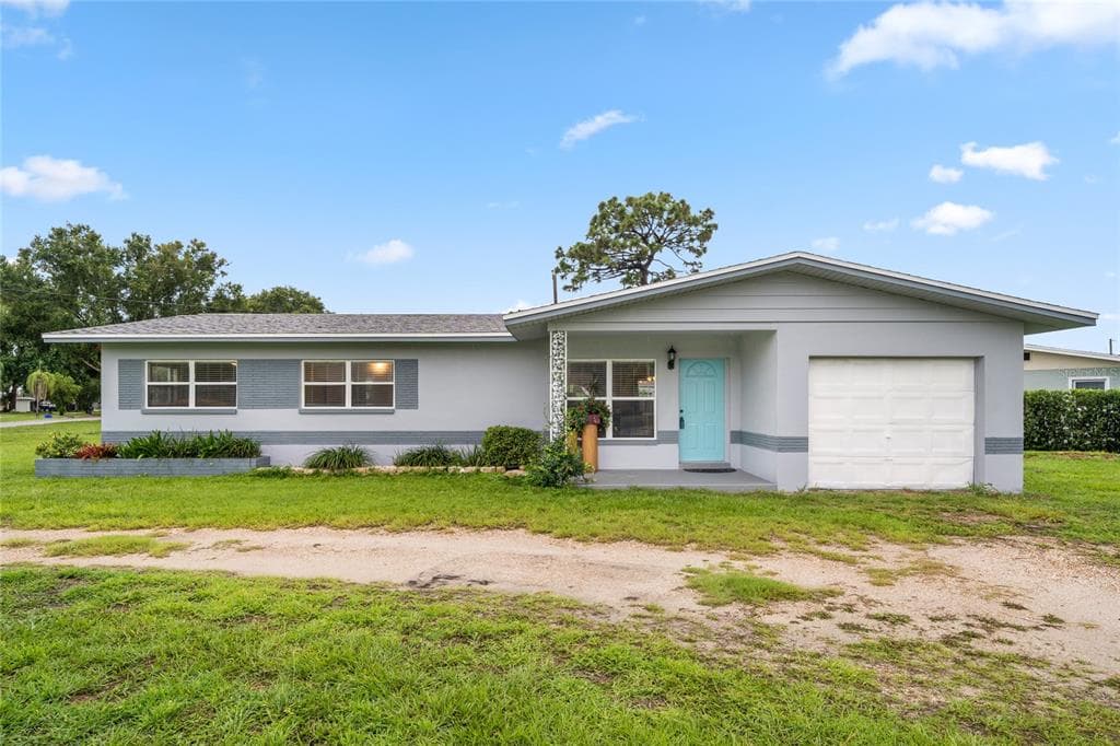 8400 IRIS AVENUE LARGO, FL 33777