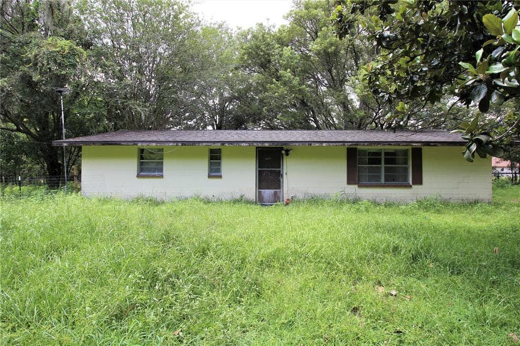 39440 COMSTOCK LANE ZEPHYRHILLS, FL 33540