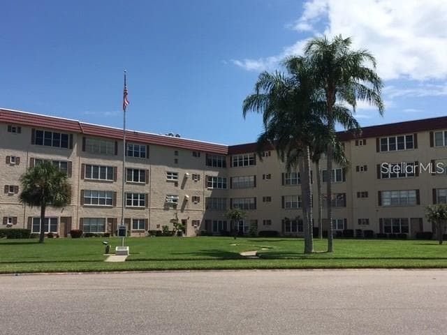 9950 62ND TERRACE N UNIT 412 ST PETERSBURG, FL 33708