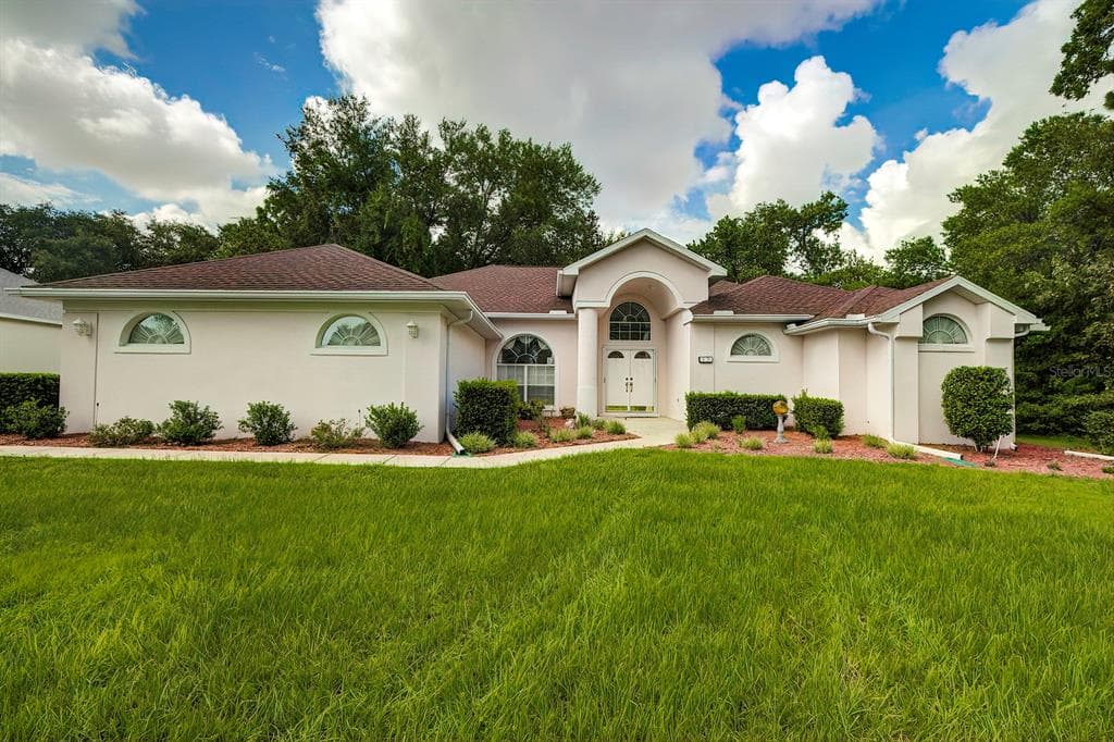 17 CYPRESS BOULEVARD W HOMOSASSA, FL 34446