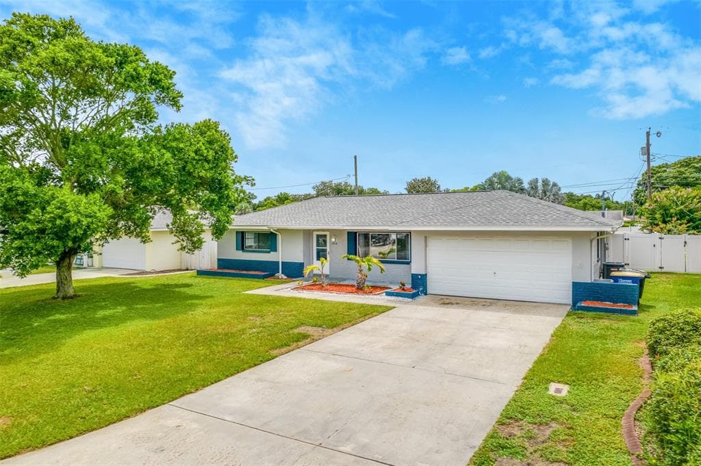 1226 GRENADA AVENUE CLEARWATER, FL 33764