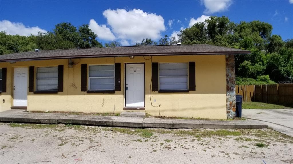 8201 N KLONDYKE STREET UNIT B TAMPA, FL 33604