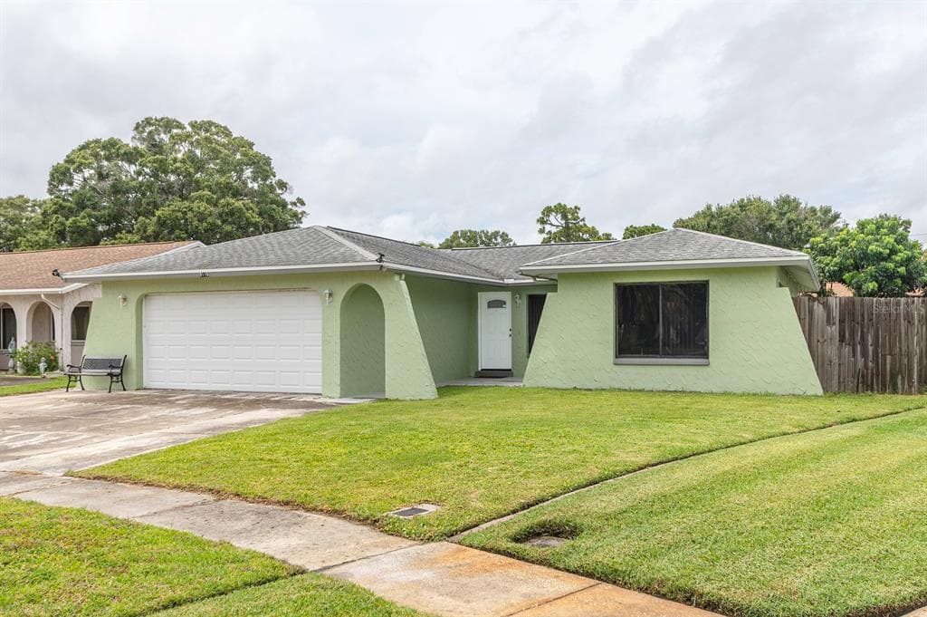 9119 85TH AVENUE LARGO, FL 33777