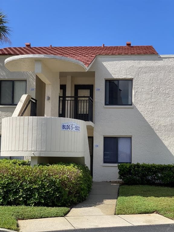5532 LA PUERTA DEL SOL BOULEVARD S UNIT 238 ST PETERSBURG, FL 33715