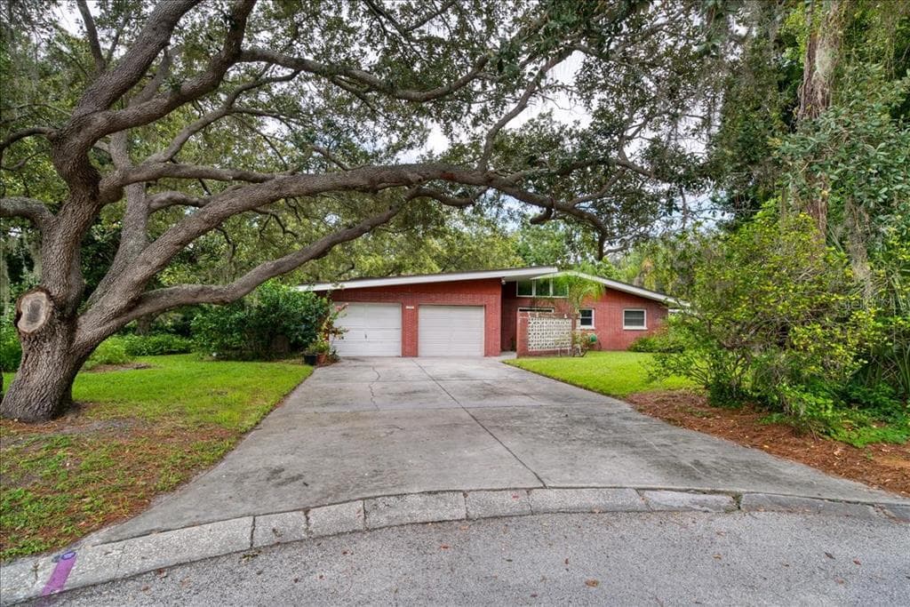 1270 13TH COURT SW LARGO, FL 33770