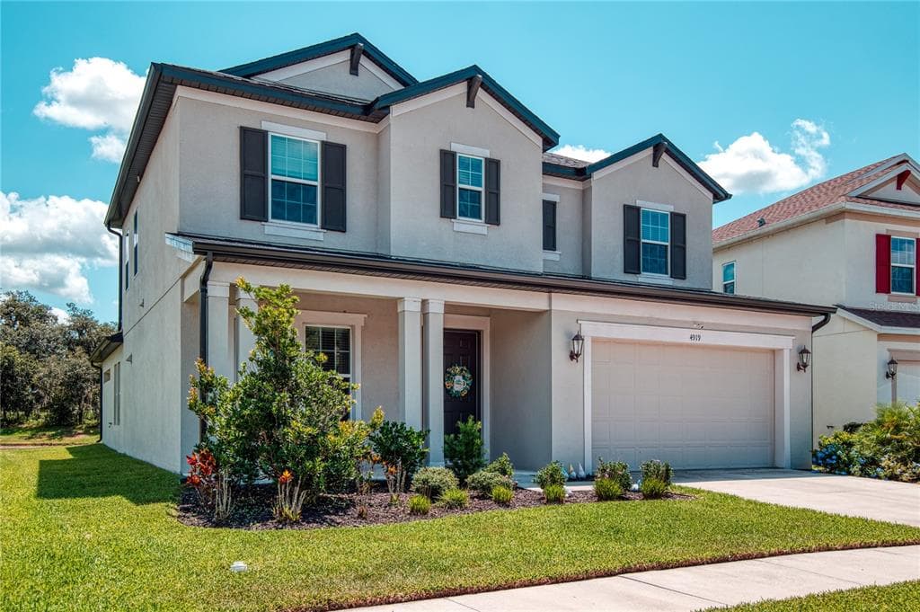 4919 ROLLING GREEN DRIVE WESLEY CHAPEL, FL 33543