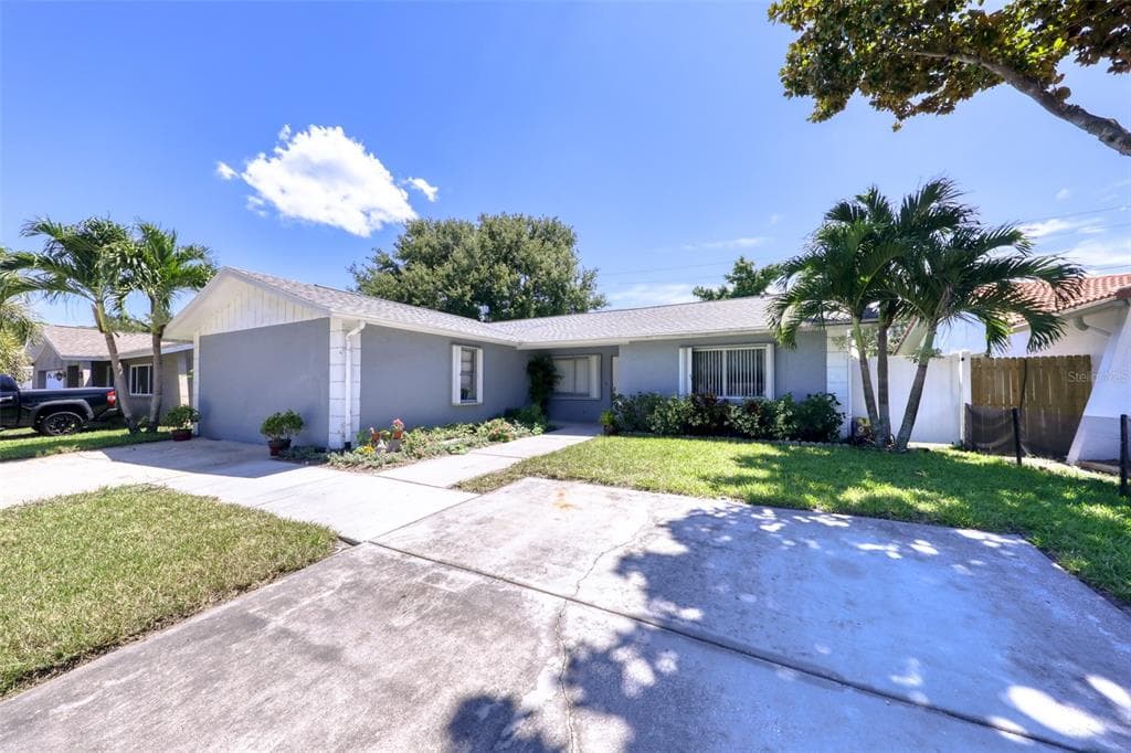 5509 WESTCHESTER BOULEVARD N ST PETERSBURG, FL 33709