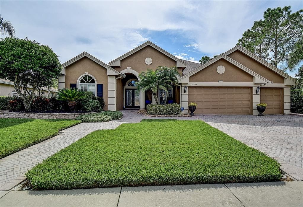 23200 GRACEWOOD CIRCLE LAND O LAKES, FL 34639