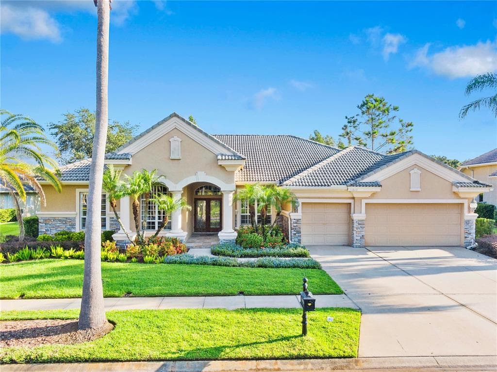 11813 MARBLEHEAD DRIVE TAMPA, FL 33626