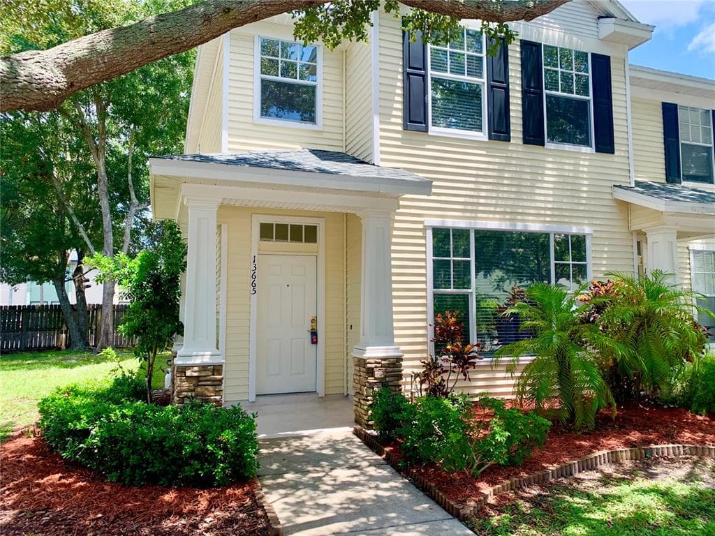 13665 FOREST LAKE DRIVE LARGO, FL 33771