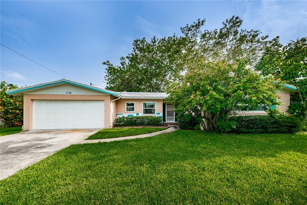 1736 COLORADO AVENUE NE ST PETERSBURG, FL 33703