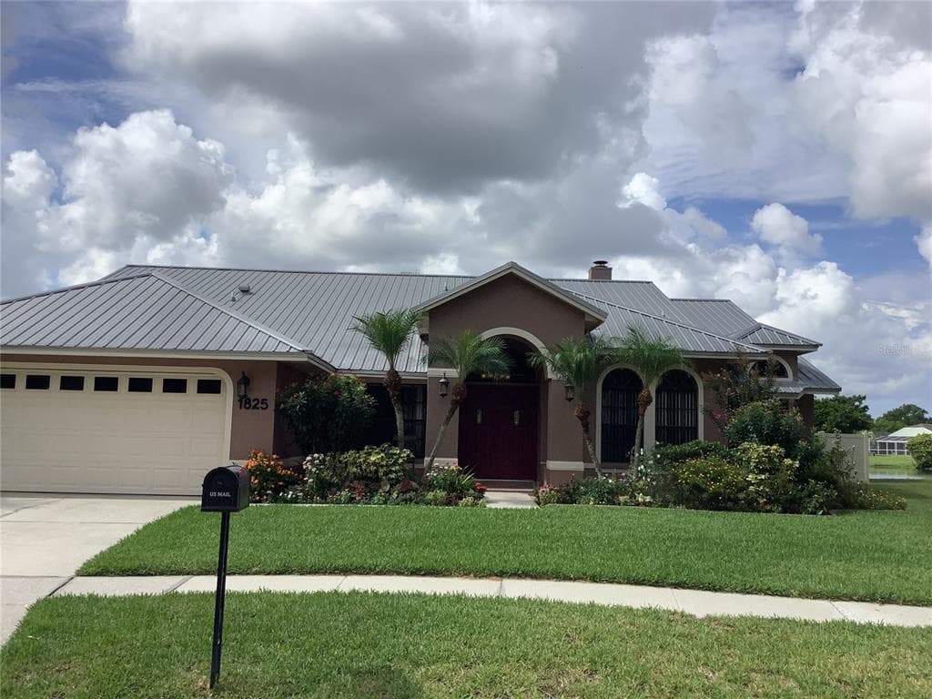 1825 STAYSAIL DRIVE