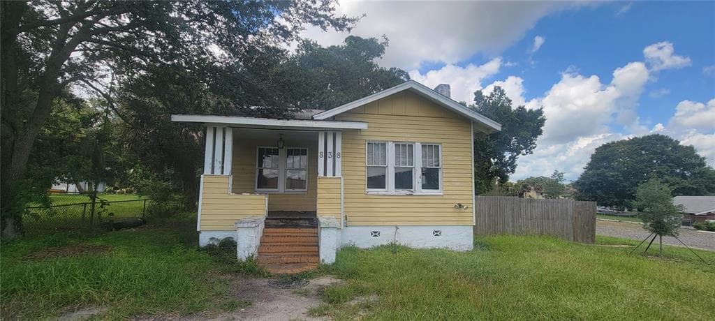 838 LAKESHORE DRIVE LAKELAND, FL 33801