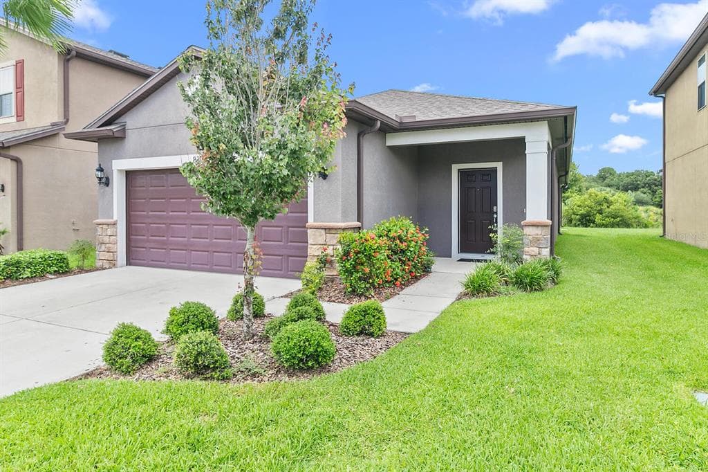 8330 RED SPRUCE AVENUE RIVERVIEW, FL 33578