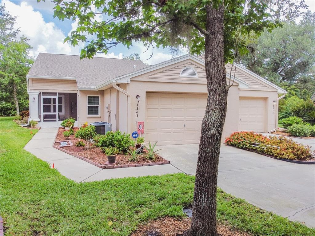 5343 LOCHMEAD TERRACE ZEPHYRHILLS, FL 33541
